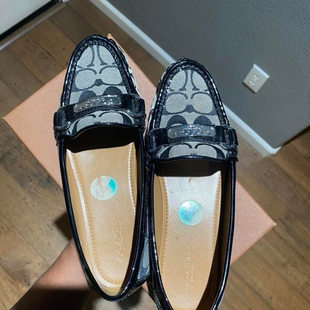Coach black and white loafers Size 8 - Picture 5 of 8